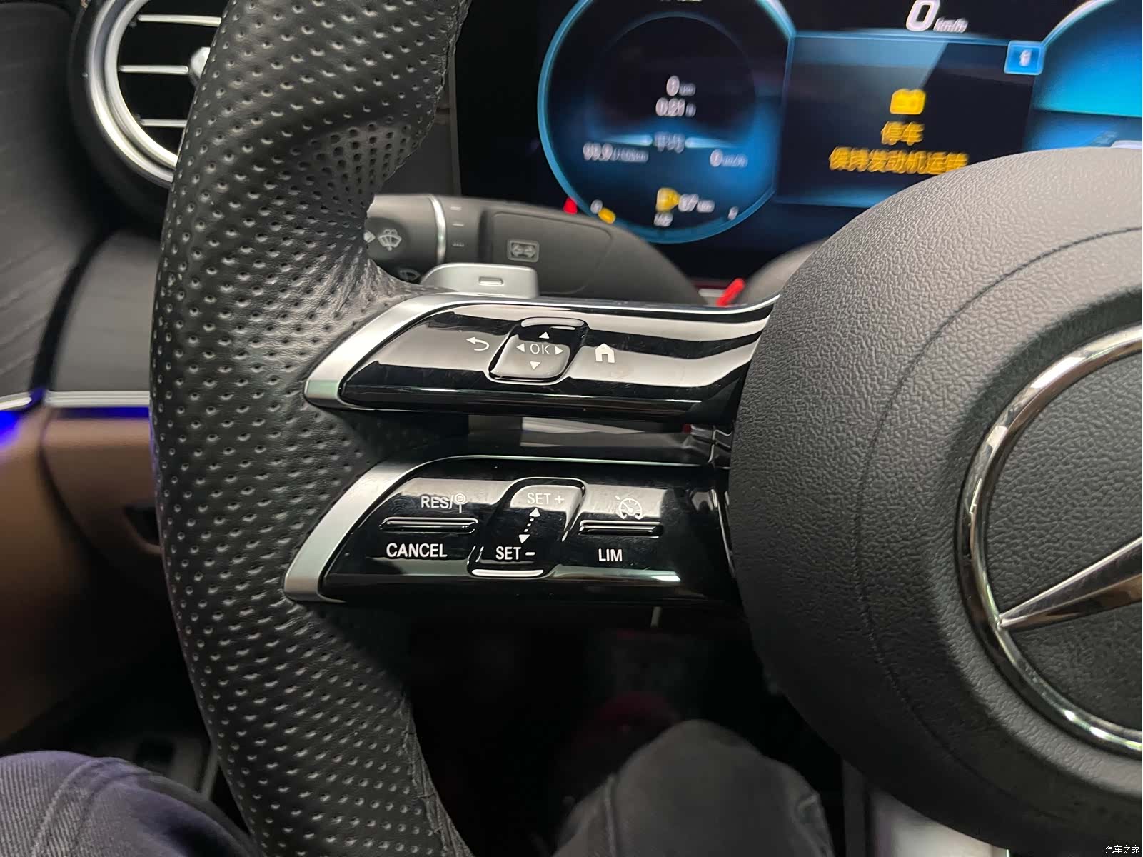 Mercedes-Benz E-Class, 2022 19