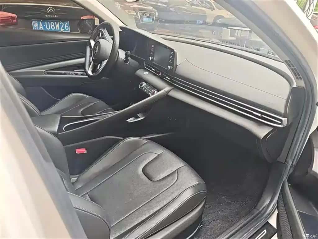 Hyundai Elantra, 2021 7