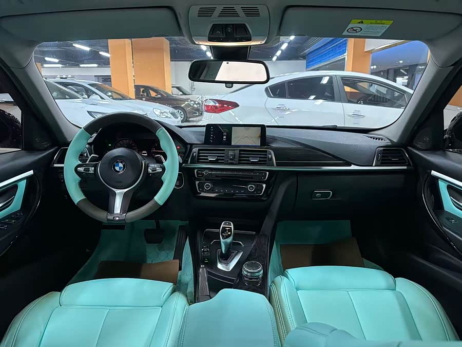 BMW 3 Series 2018, фото 4