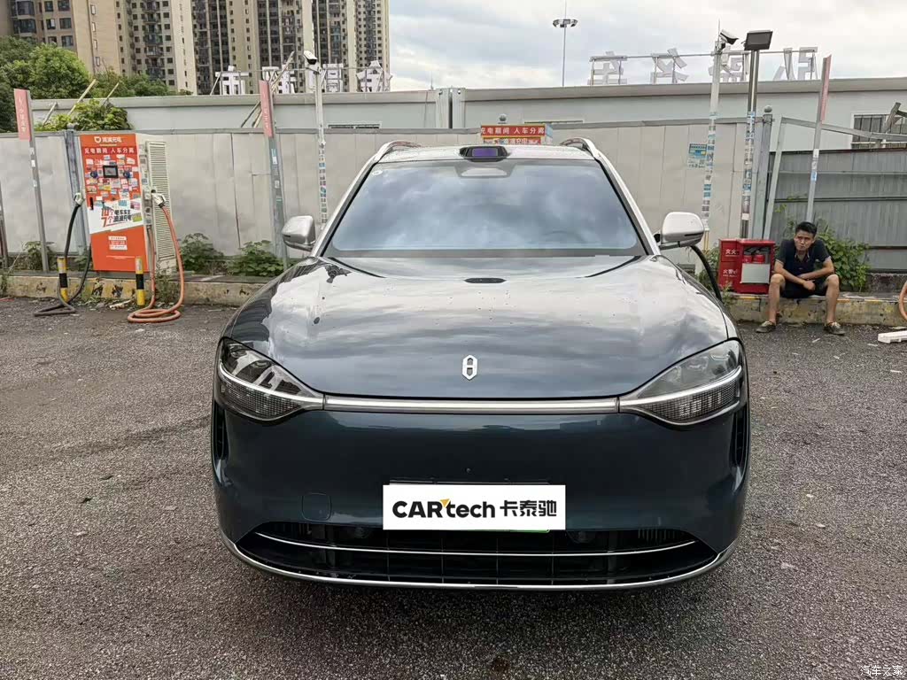 AITO M9, 2024 3