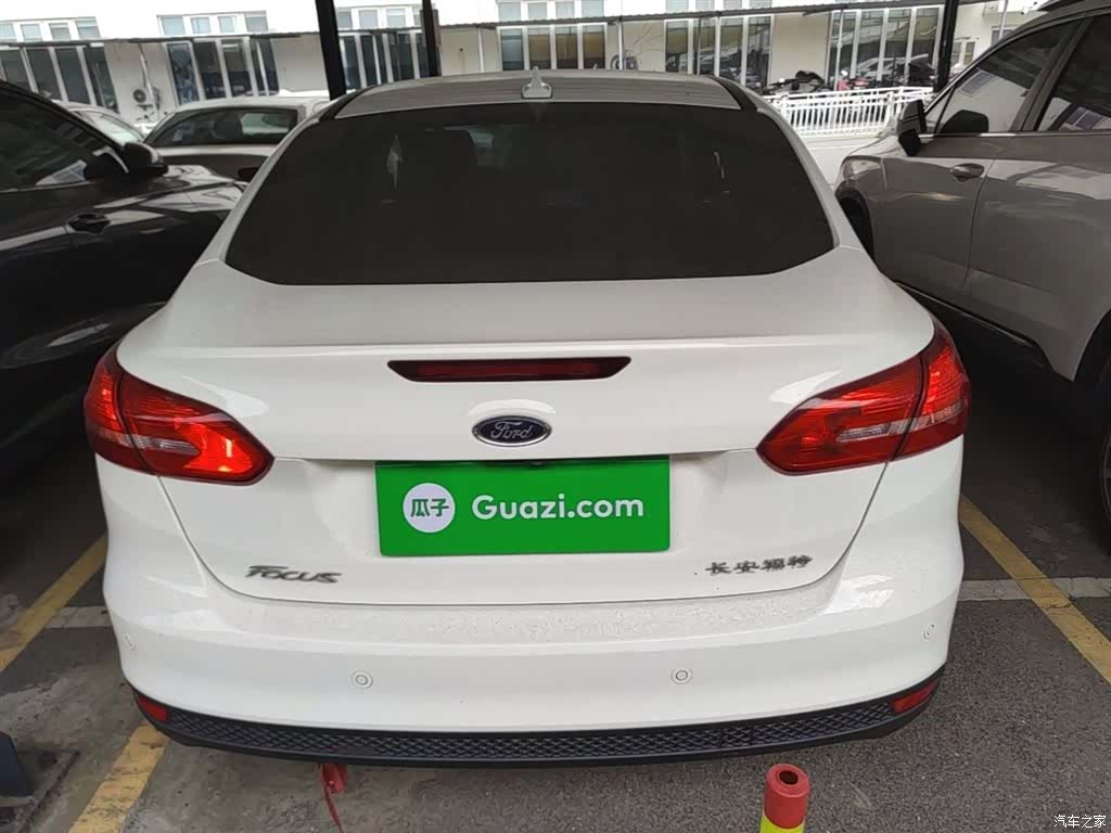 Ford Focus, 2018 6