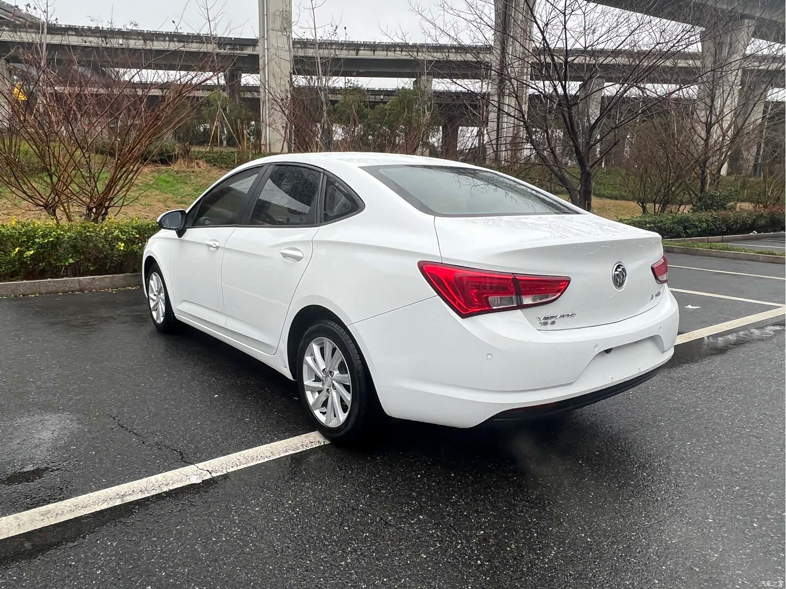 Buick Verano, 2018 7