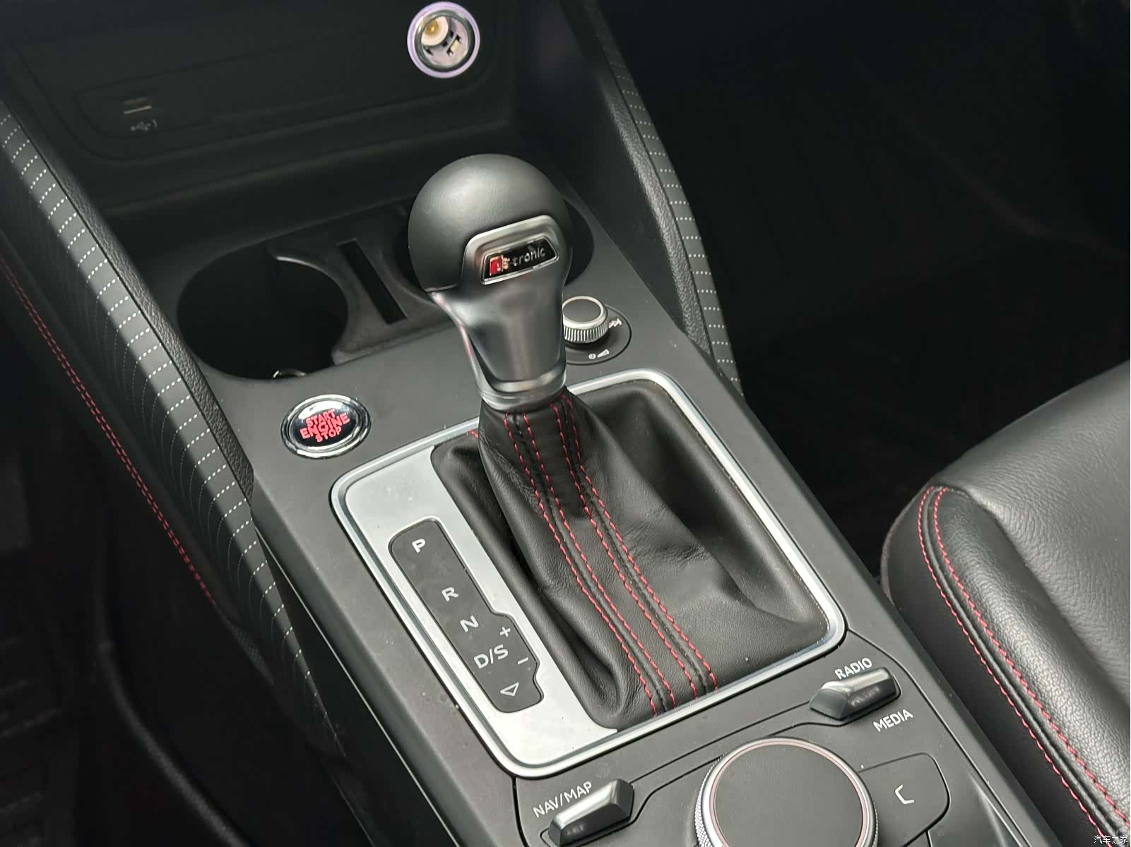 Audi Q2L, 2023 12