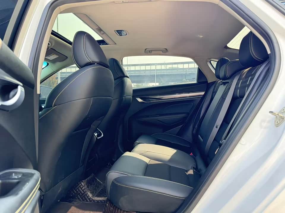 Geely Binrui