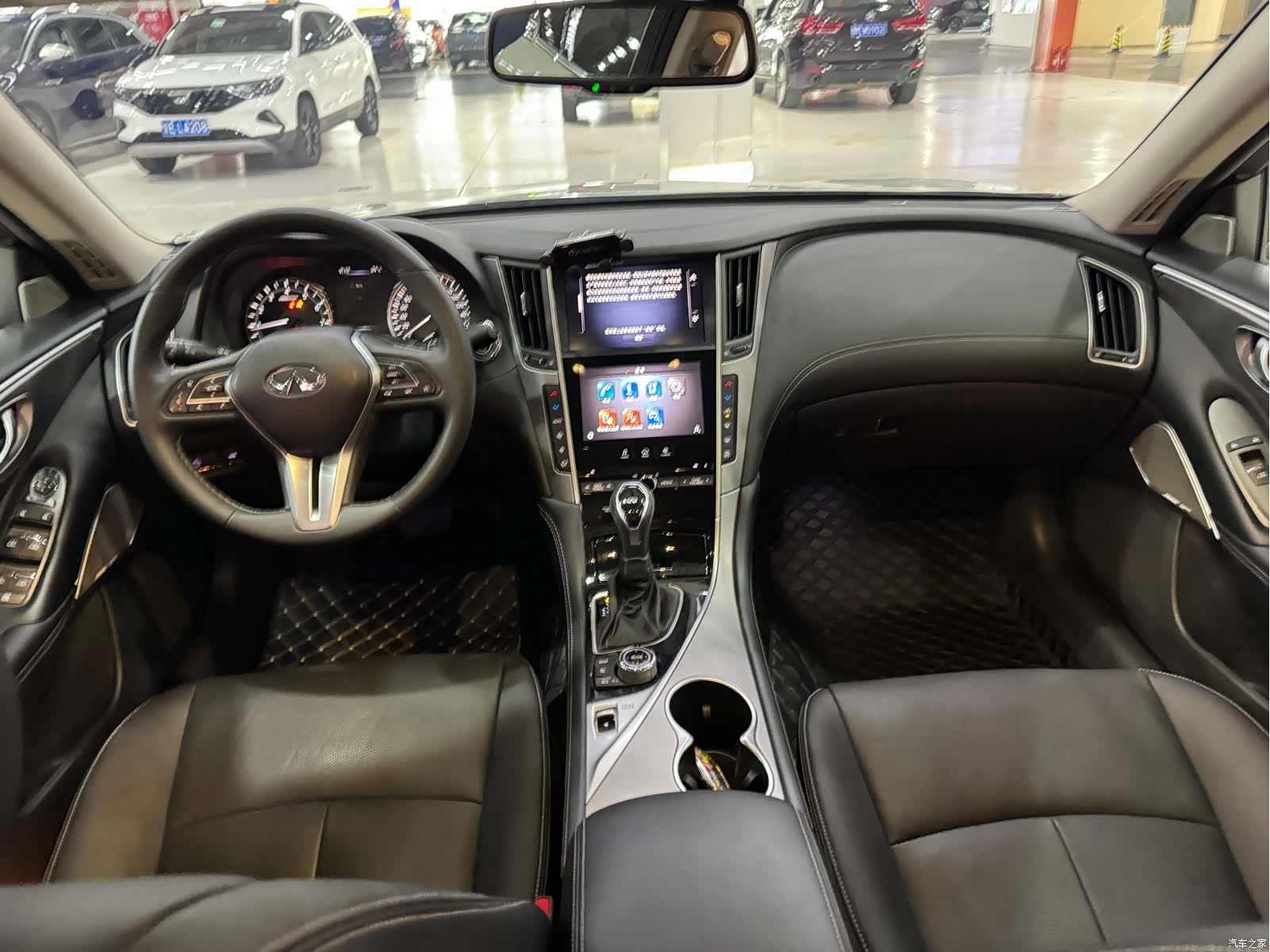 Infiniti Q50L, 2023 9