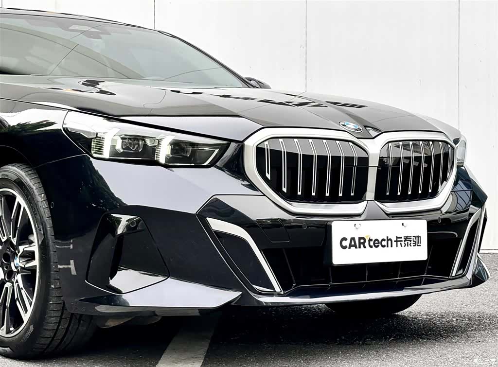 BMW 5 Series, 2024 8