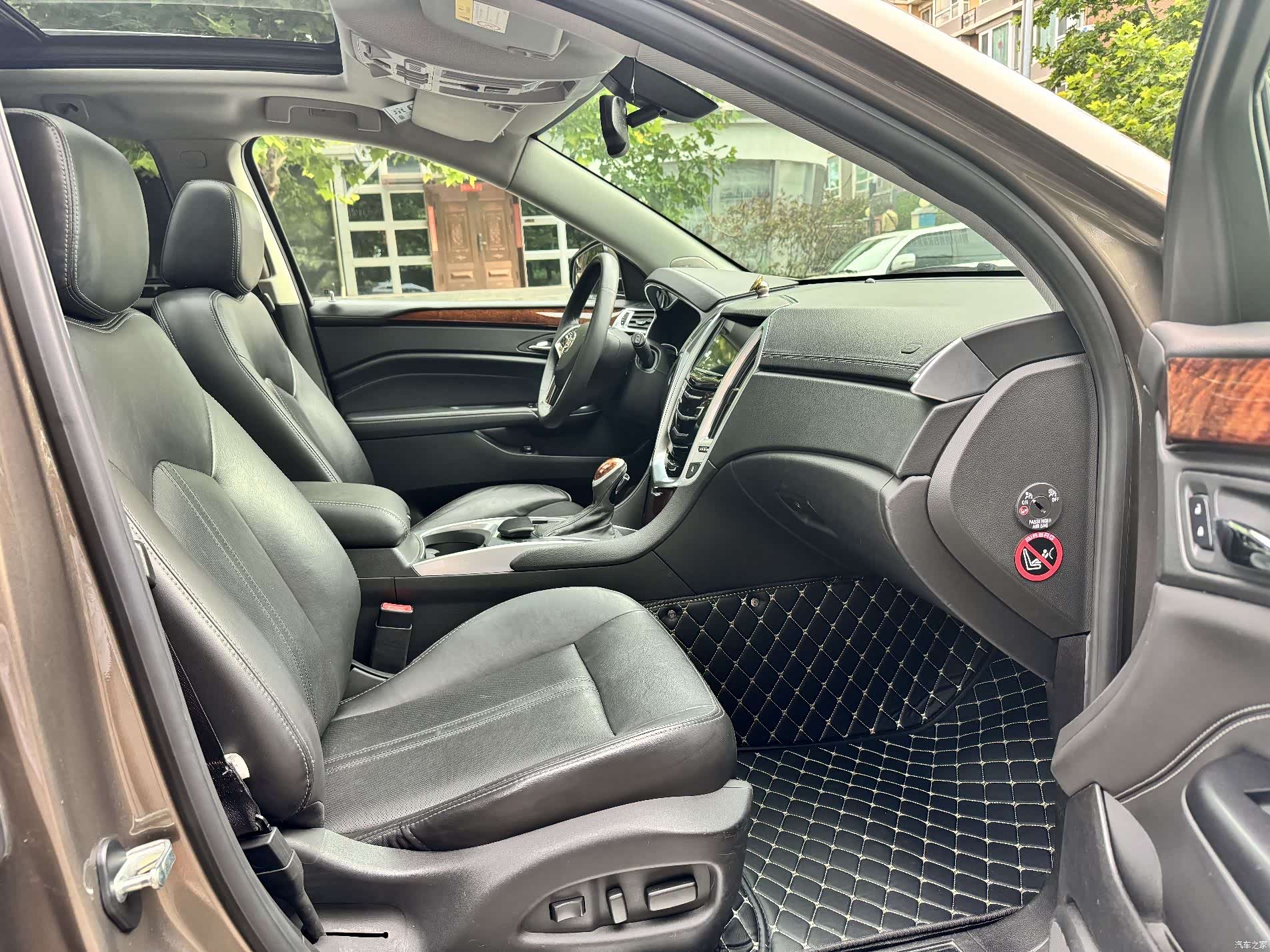 Cadillac SRX, 2016 21