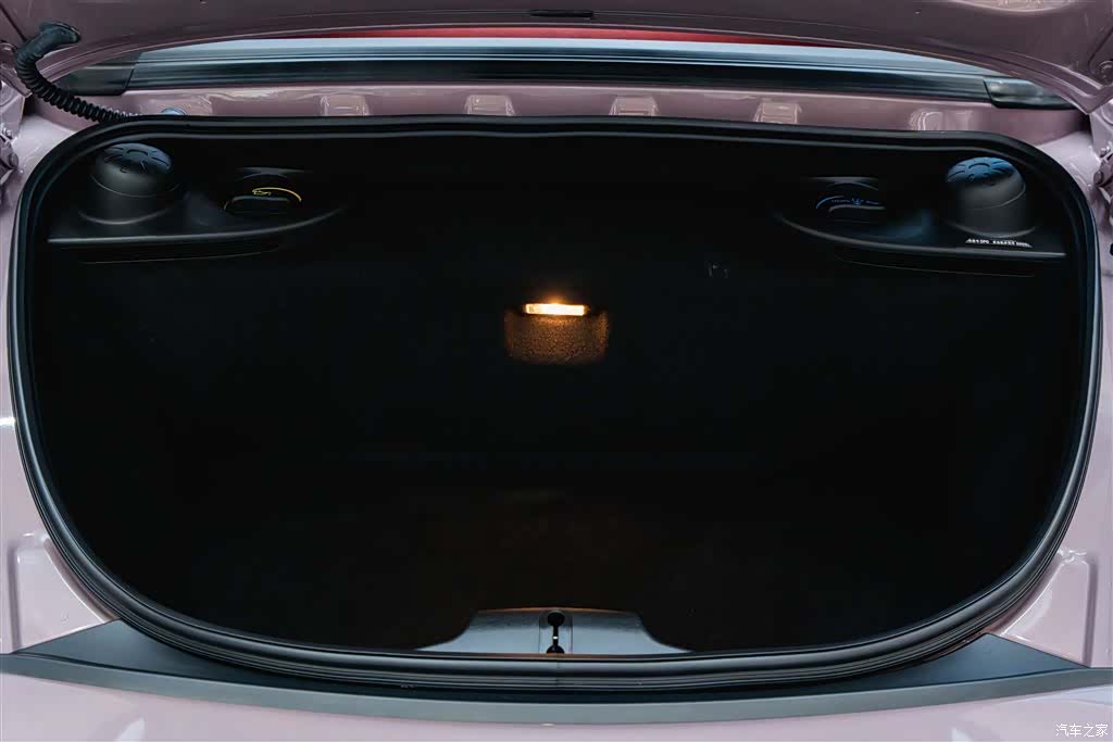 Porsche Boxster, 2023 11