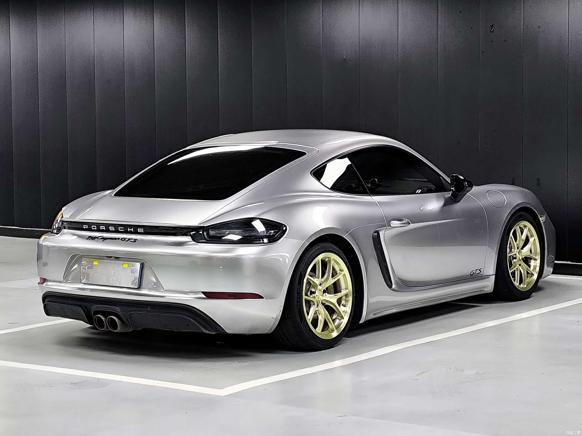 Porsche Cayman, 2018 11