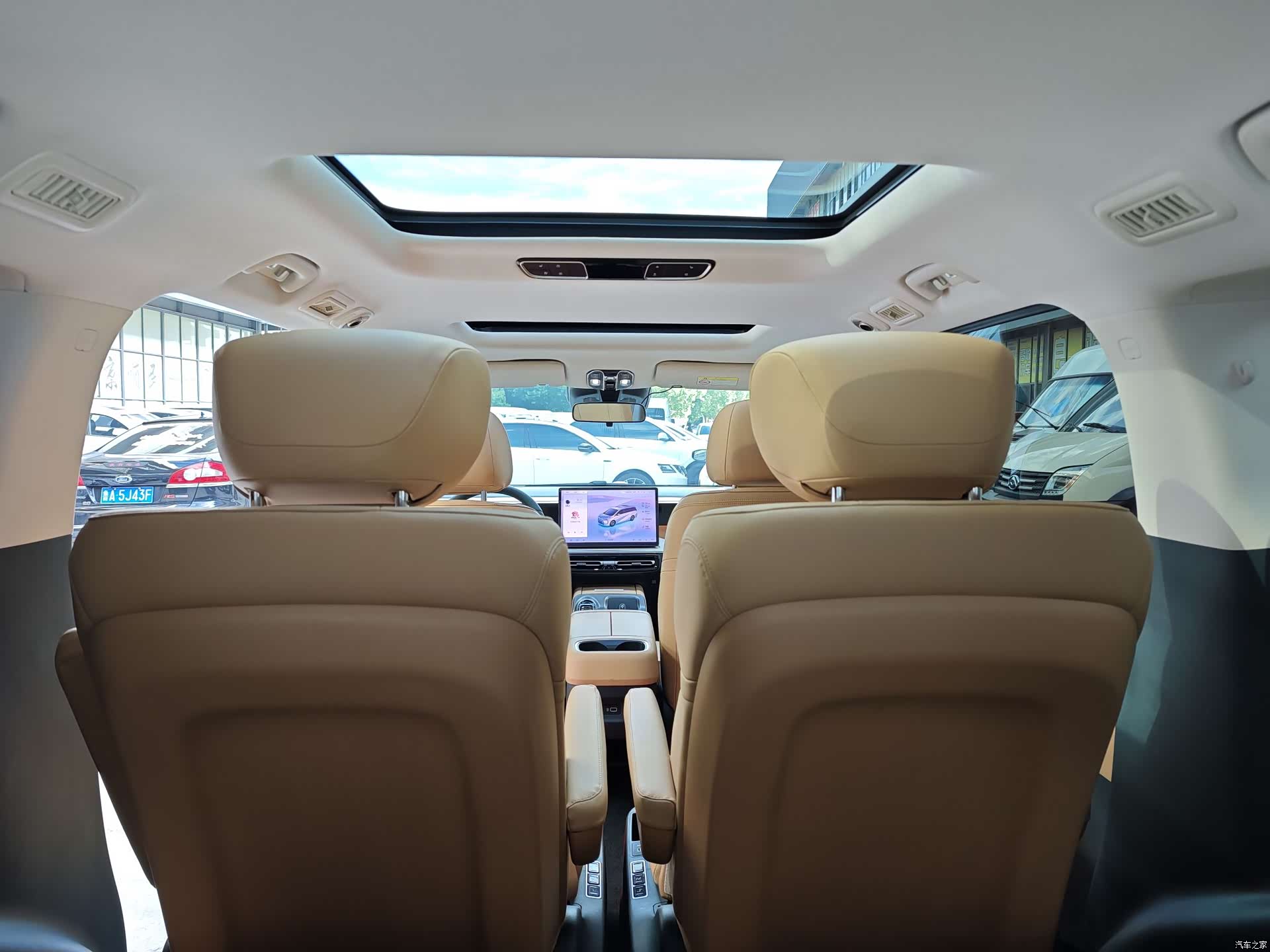 Trumpchi E8, 2024 16