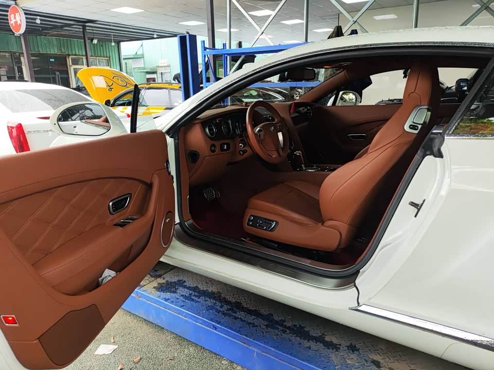 Bentley Continental