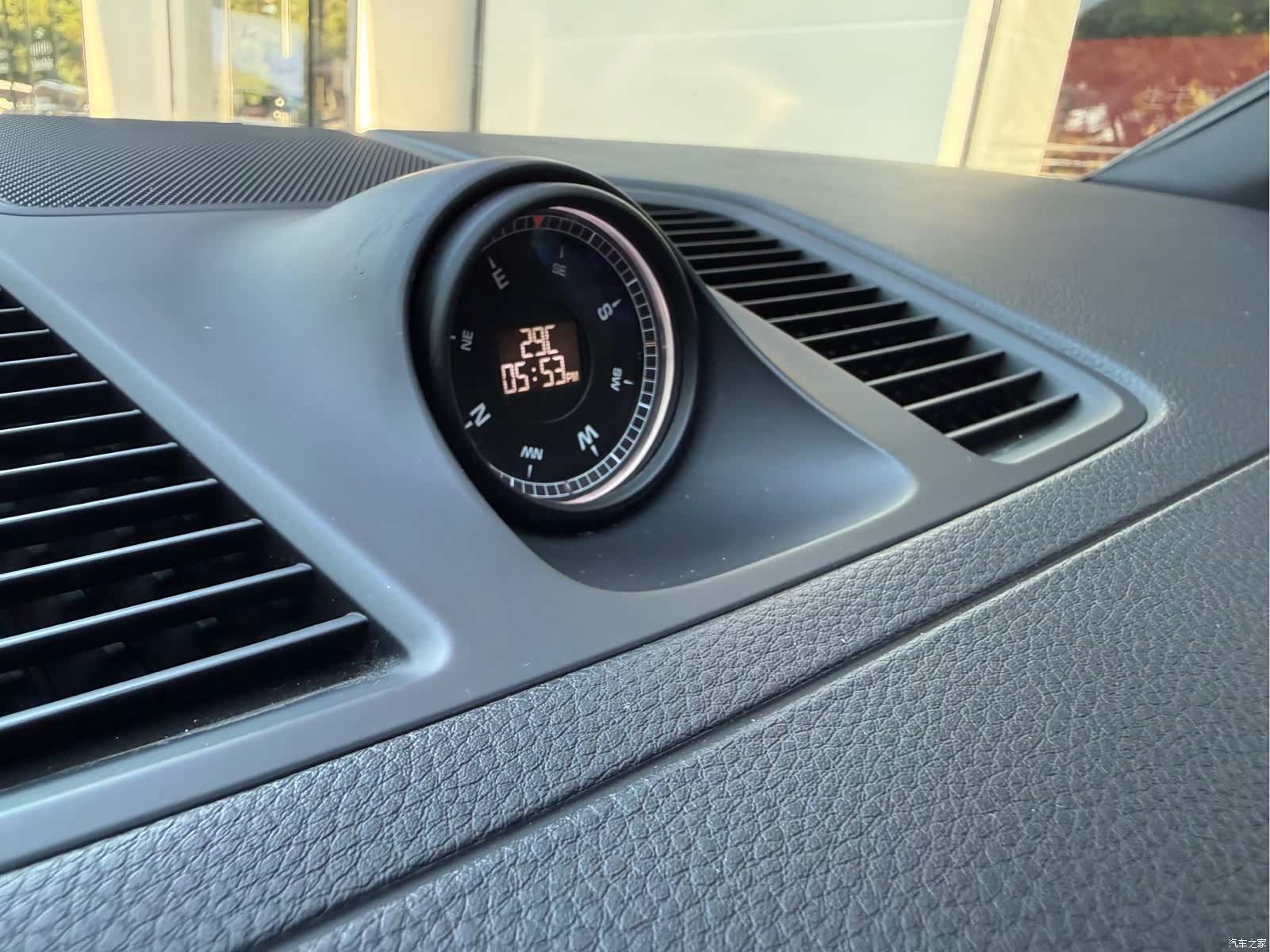 Porsche Cayenne, 2020 все фото