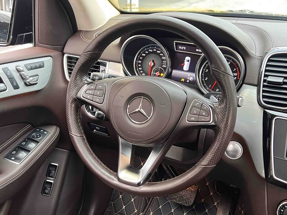Mercedes-Benz GLS