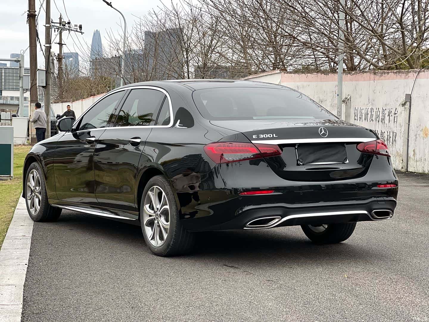 Mercedes-Benz E-Class, 2023 10