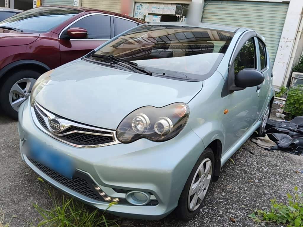 BYD F0