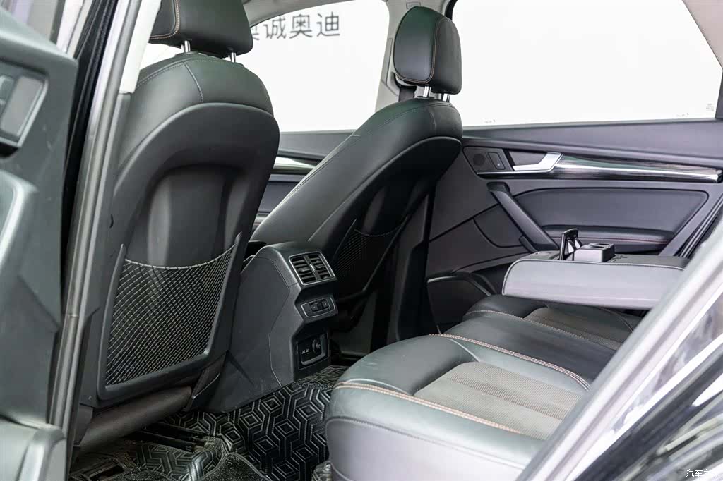 Audi Q5L, 2020 7