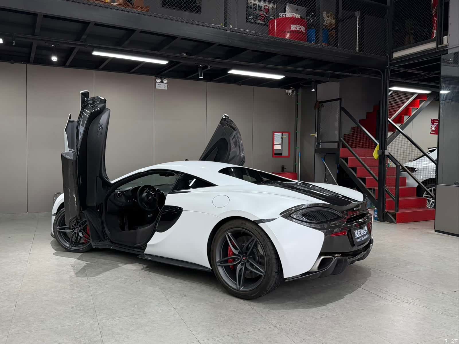 McLaren 570, 2016 12