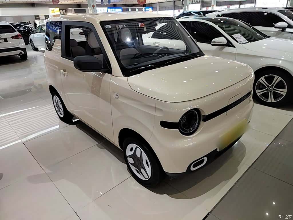 Geely Panda, 2025 4