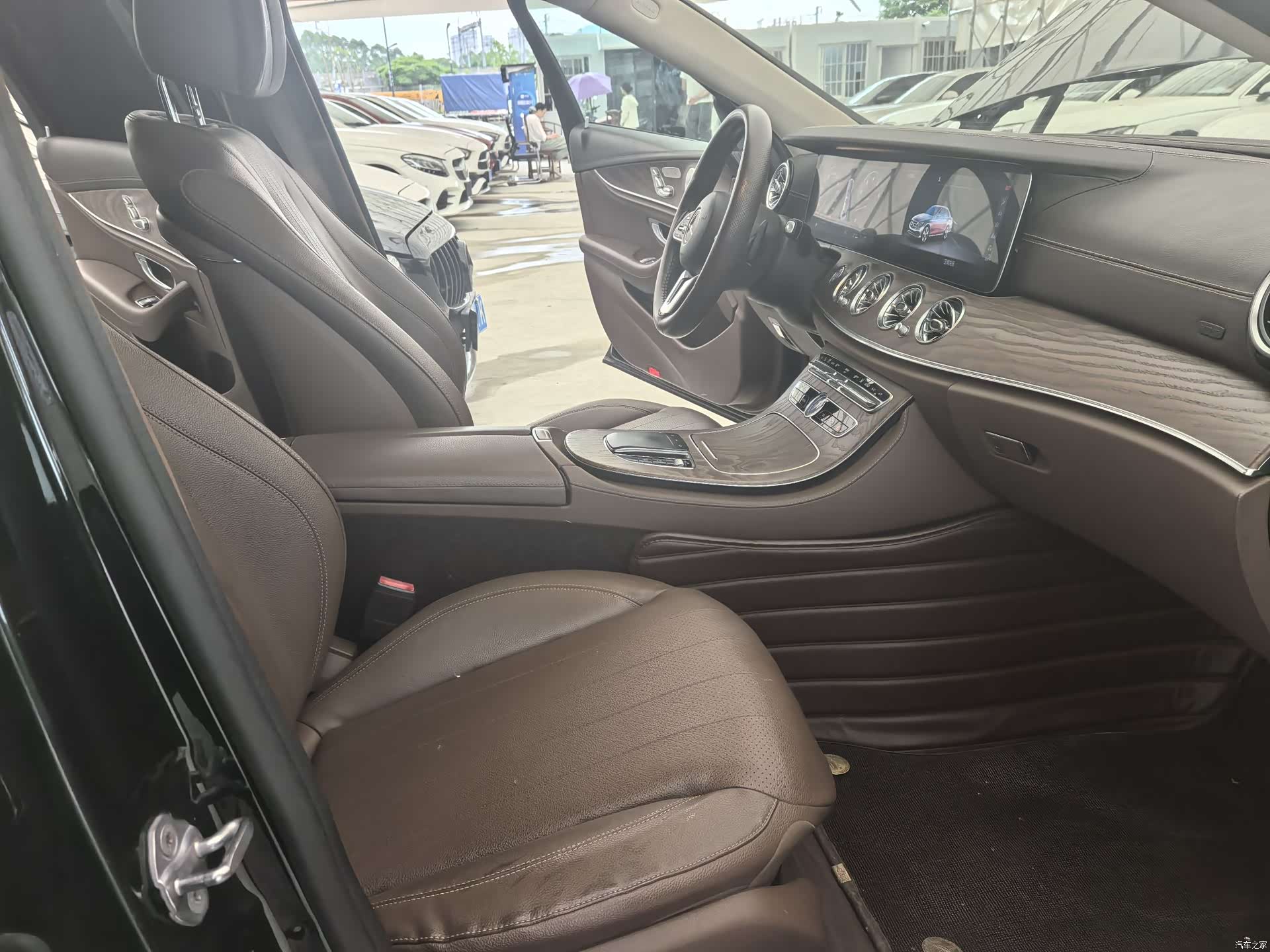 Mercedes-Benz E-Class, 2019 18