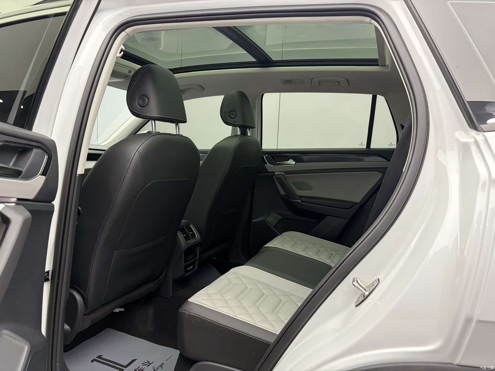 Volkswagen Tayron, 2023 8
