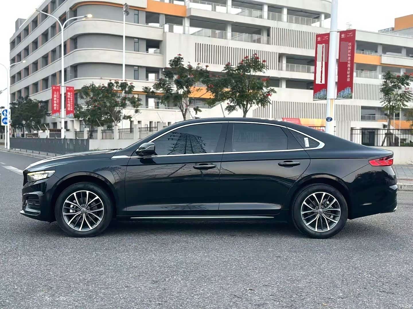 Geely Preface, 2022 6
