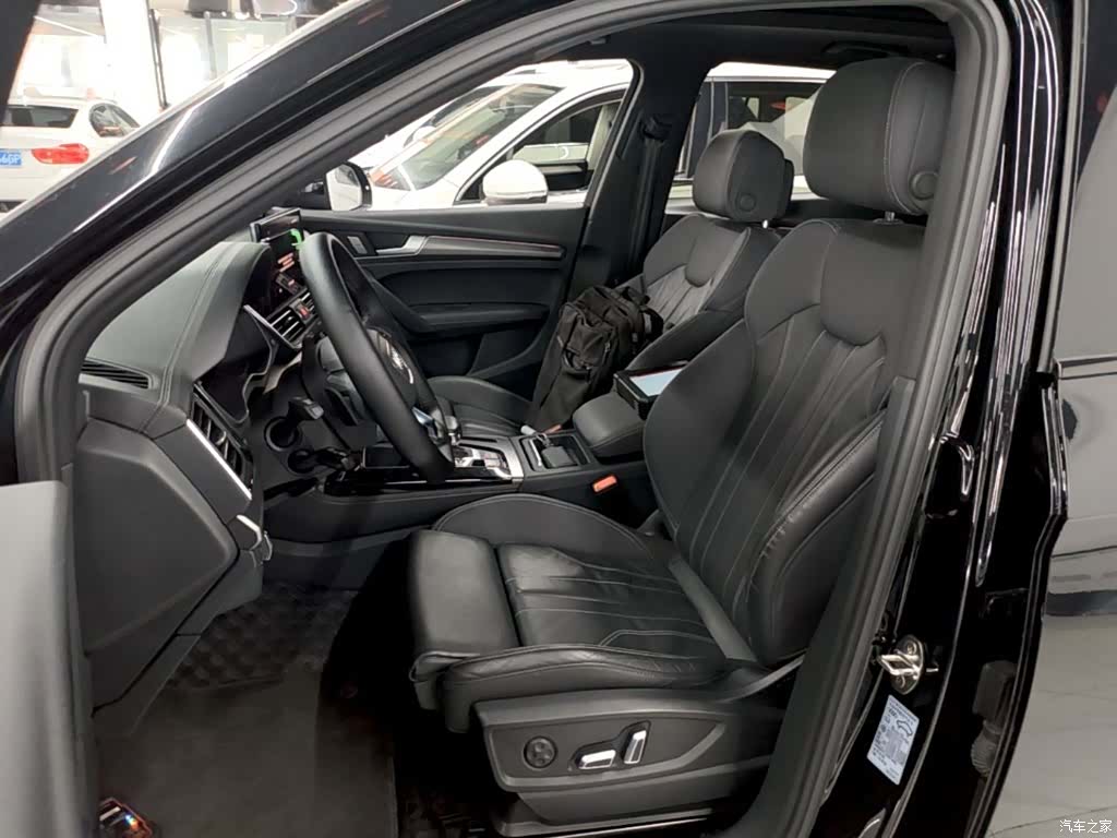 Audi Q5L, 2024 15