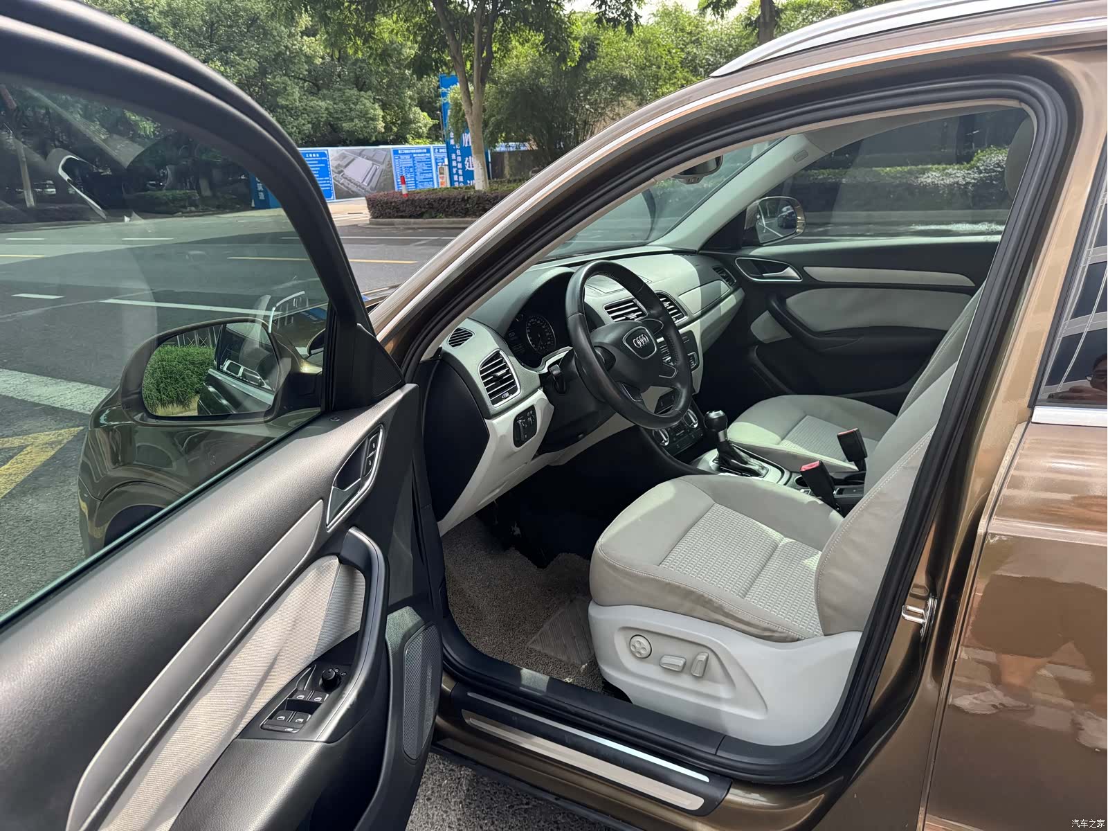 Audi Q3, 2013 8