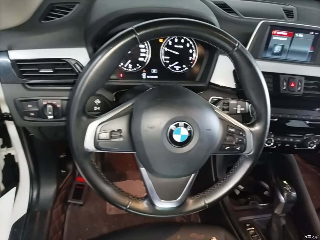 BMW X1, 2019 11