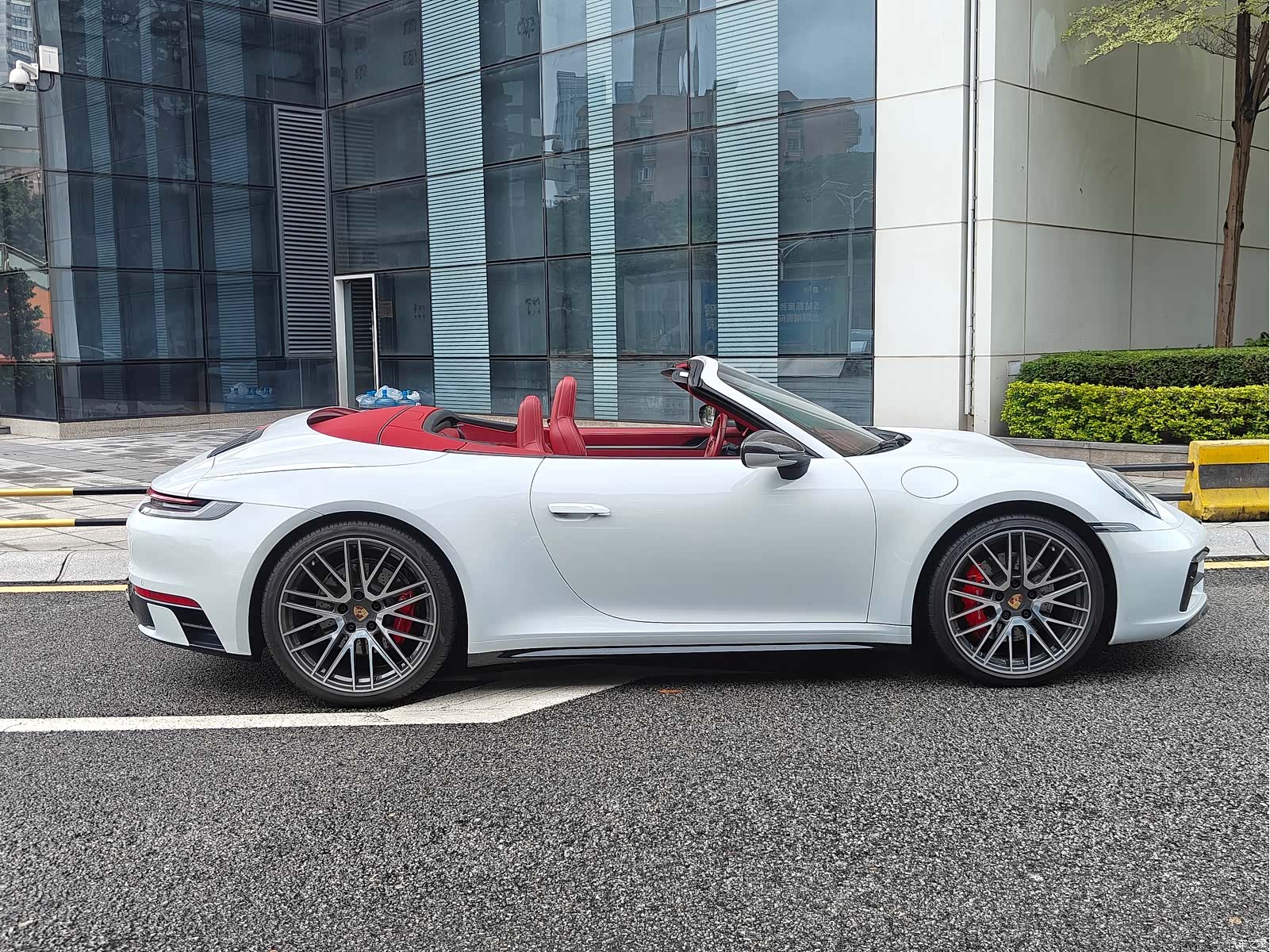 Porsche 911, 2024 6