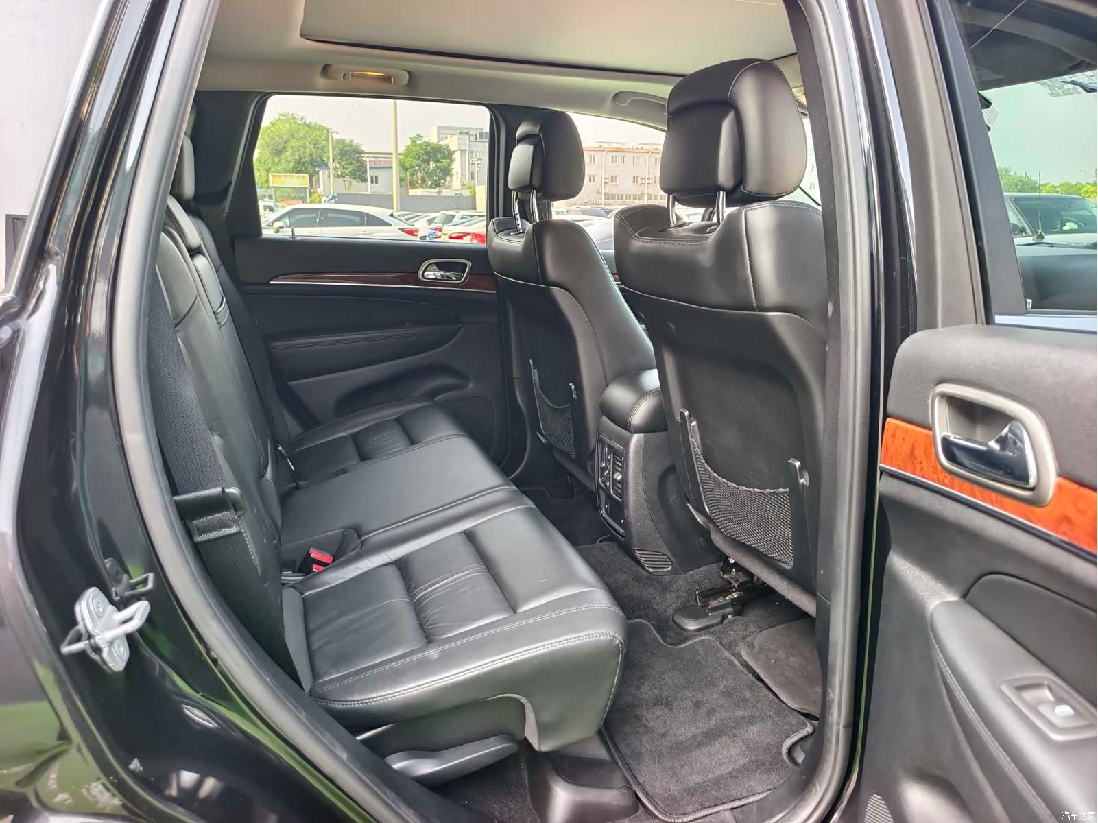 Jeep Grand Cherokee, 2013 18