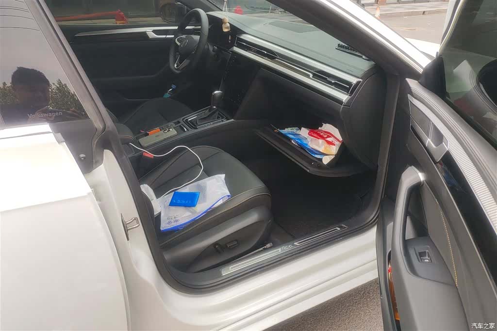 Volkswagen CC, 2026 8