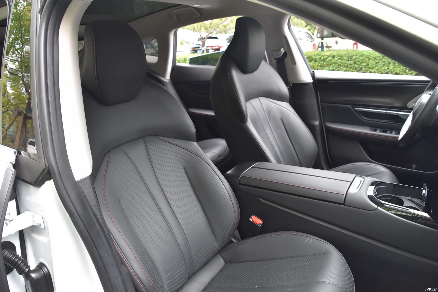 Xpeng P7, 2020 15