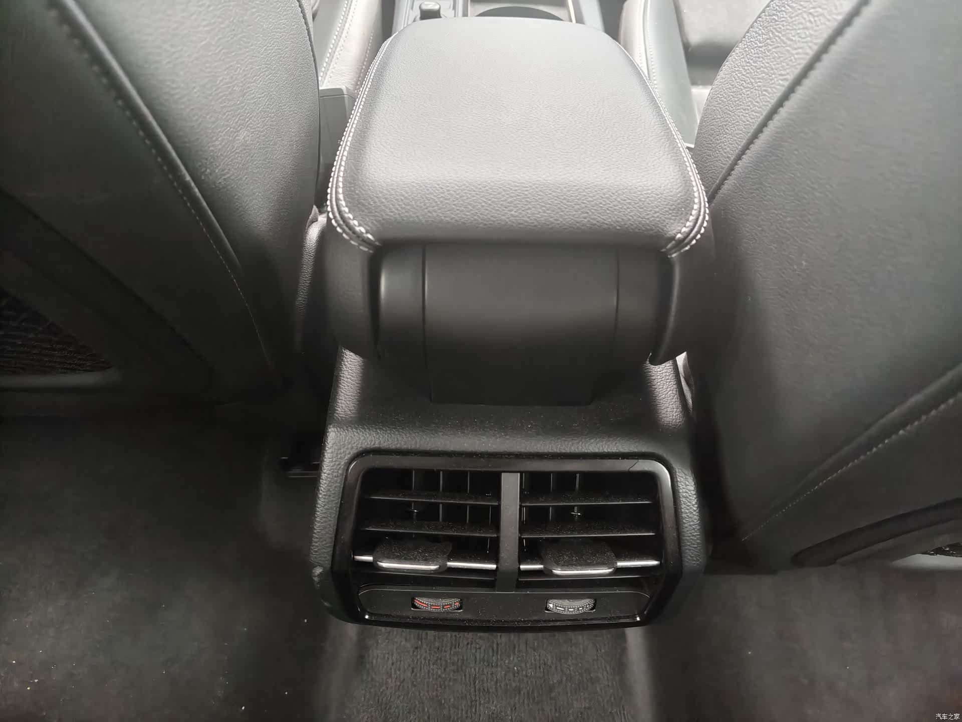 Audi Q3, 2022 25