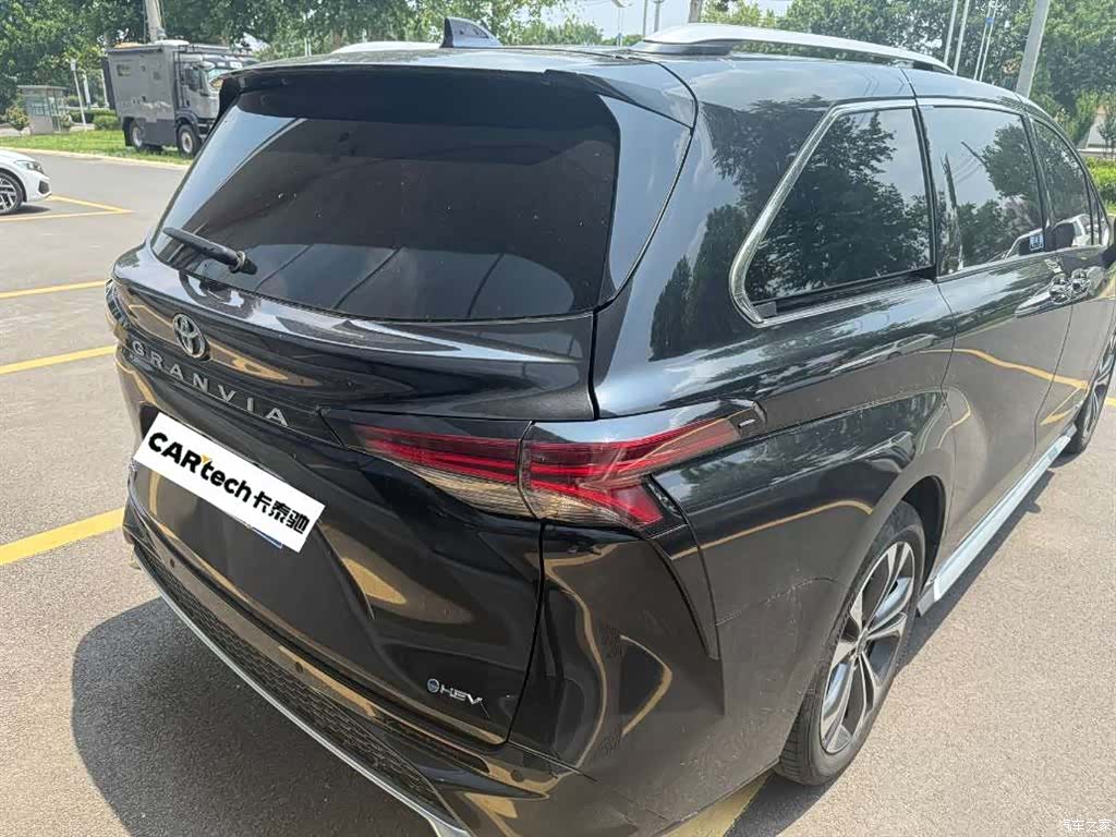 Toyota Granvia, 2024 2