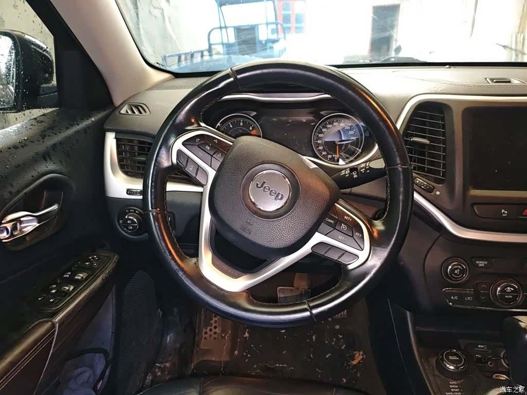 Jeep Cherokee, 2017 3