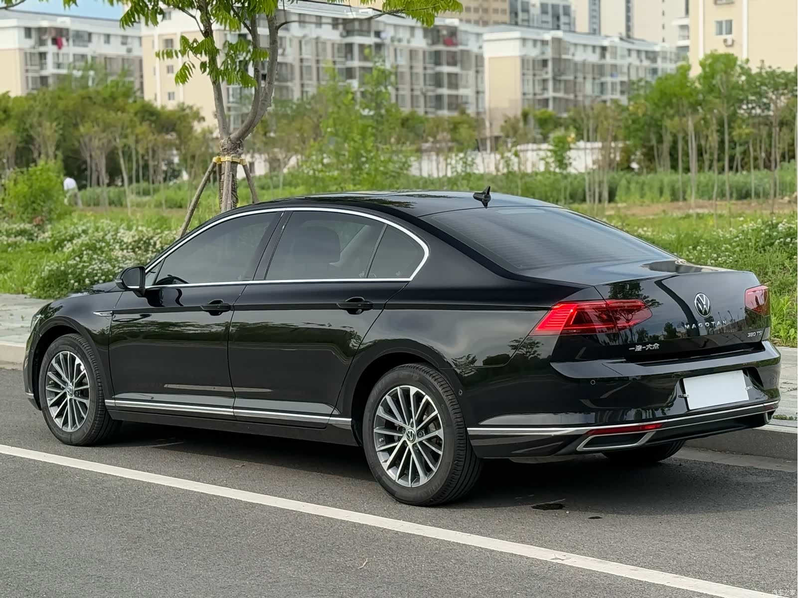 Volkswagen Magotan, 2022 14