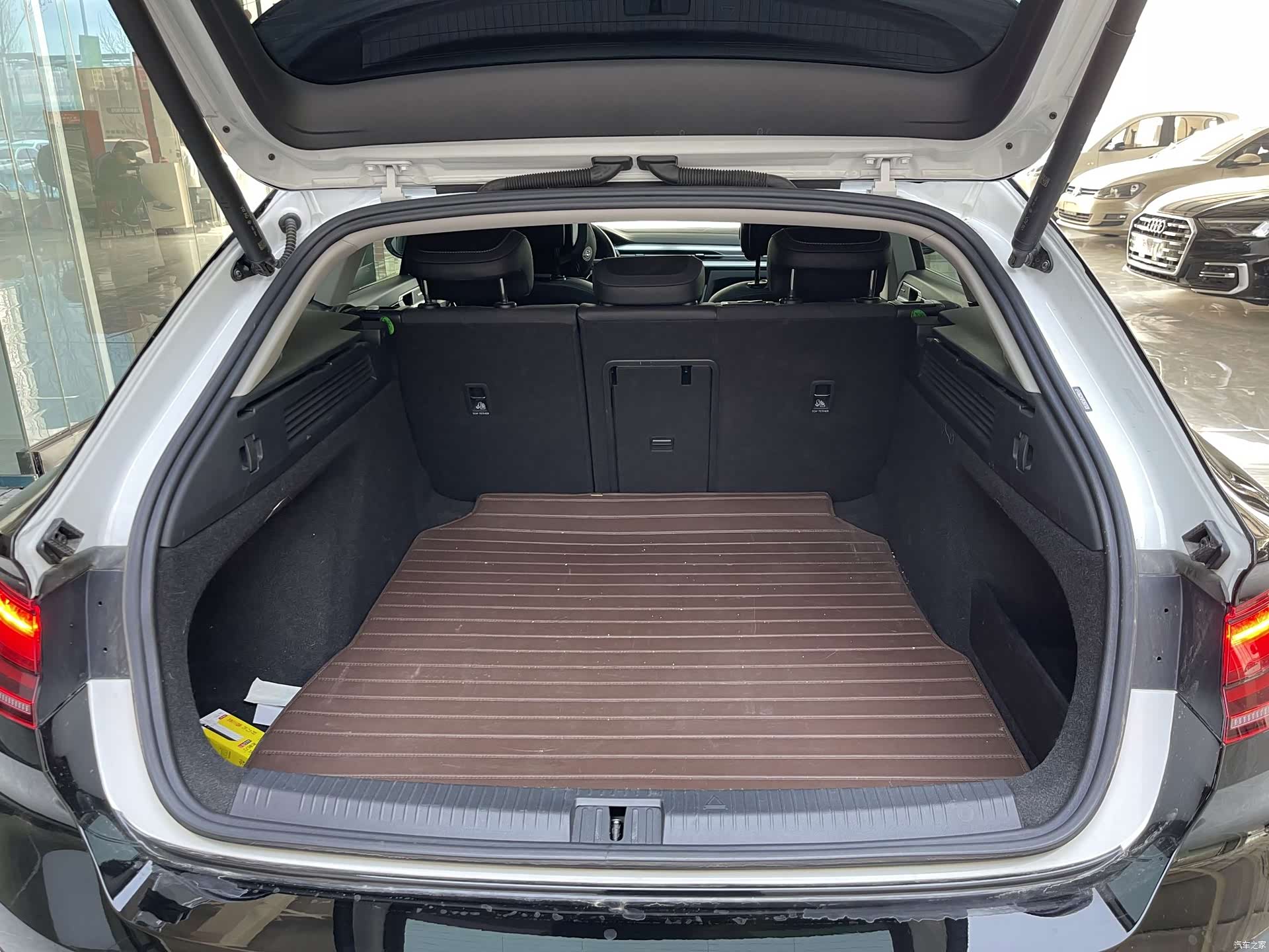 Volkswagen CC, 2024 21