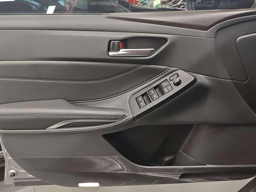 Toyota Avalon 2024, фото 7