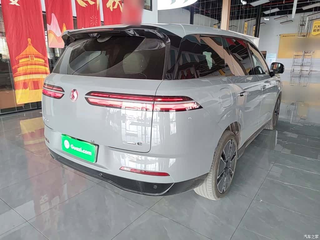 Denza N8, 2025 7