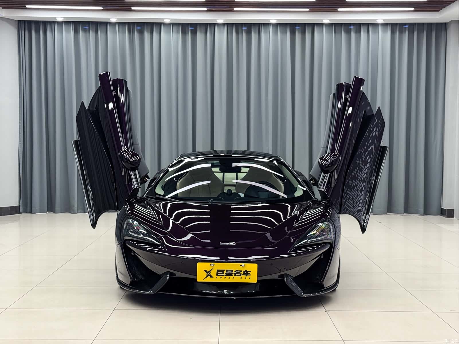 McLaren 570, 2017 2