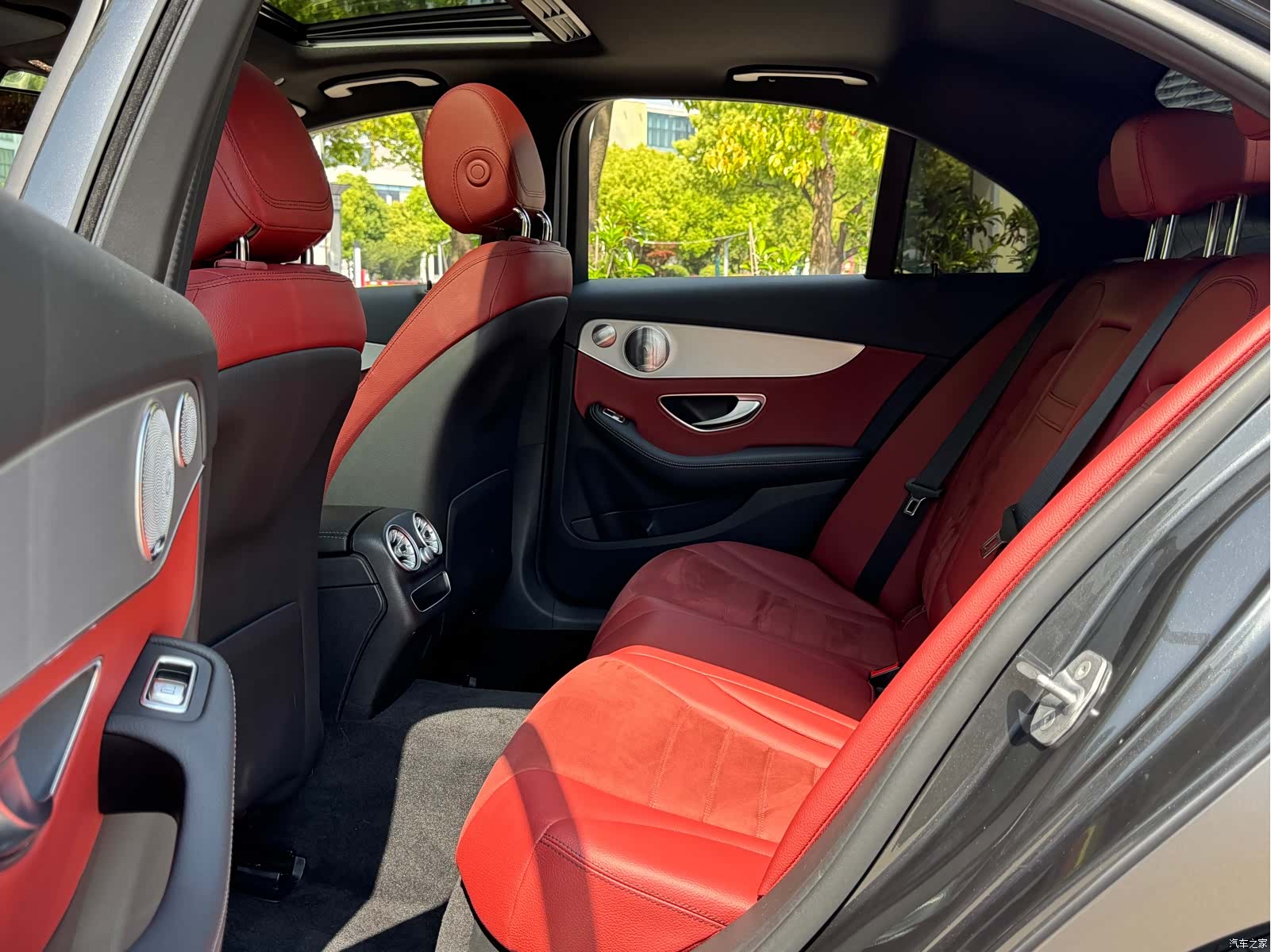 Mercedes-Benz C-Class, 2021 13