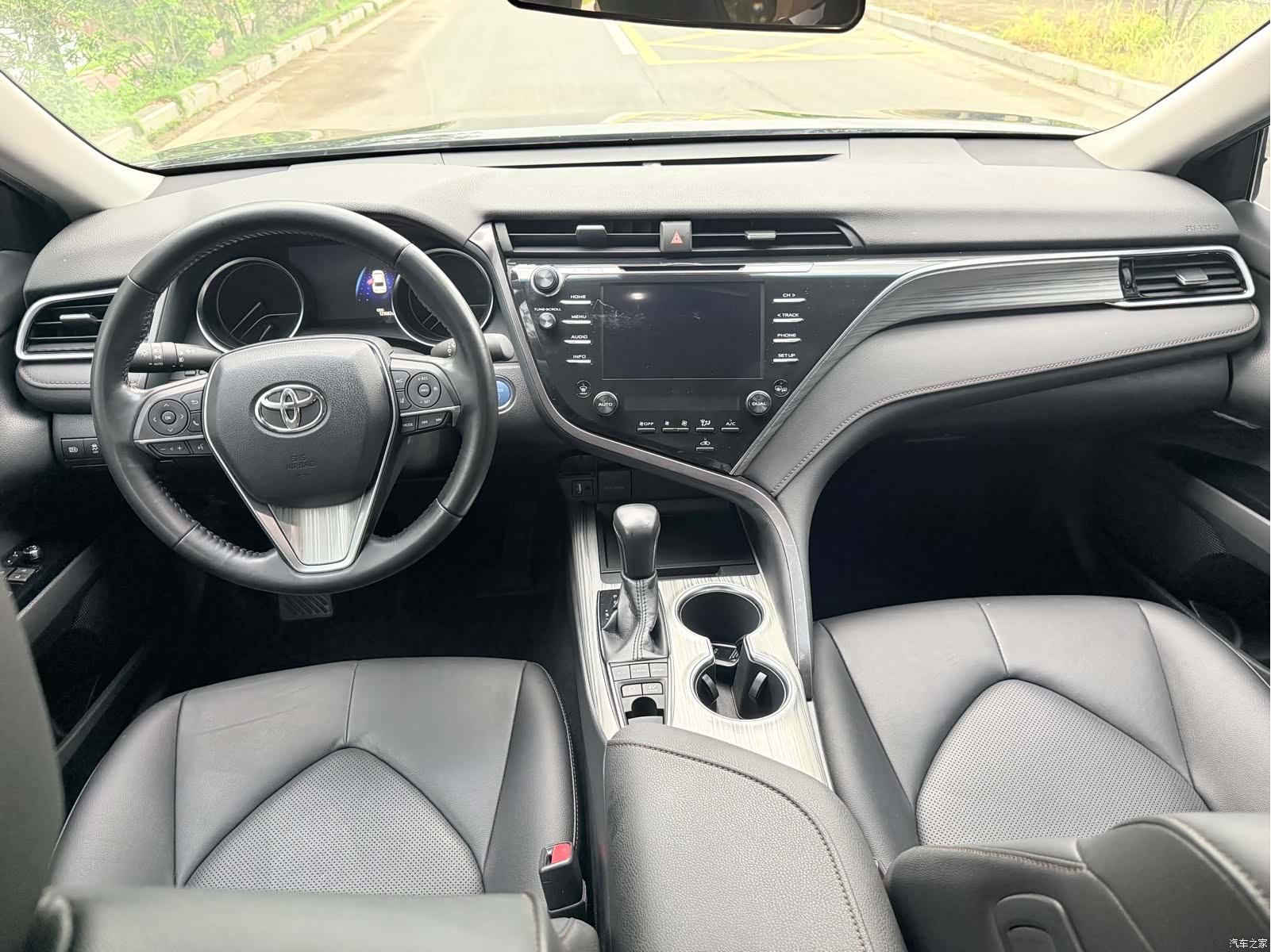 Toyota Camry, 2018 6