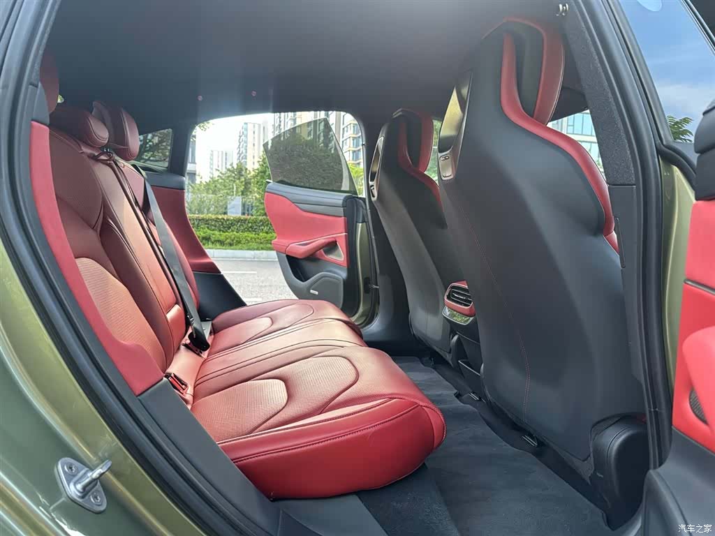 Xiaomi SU7, 2024 9