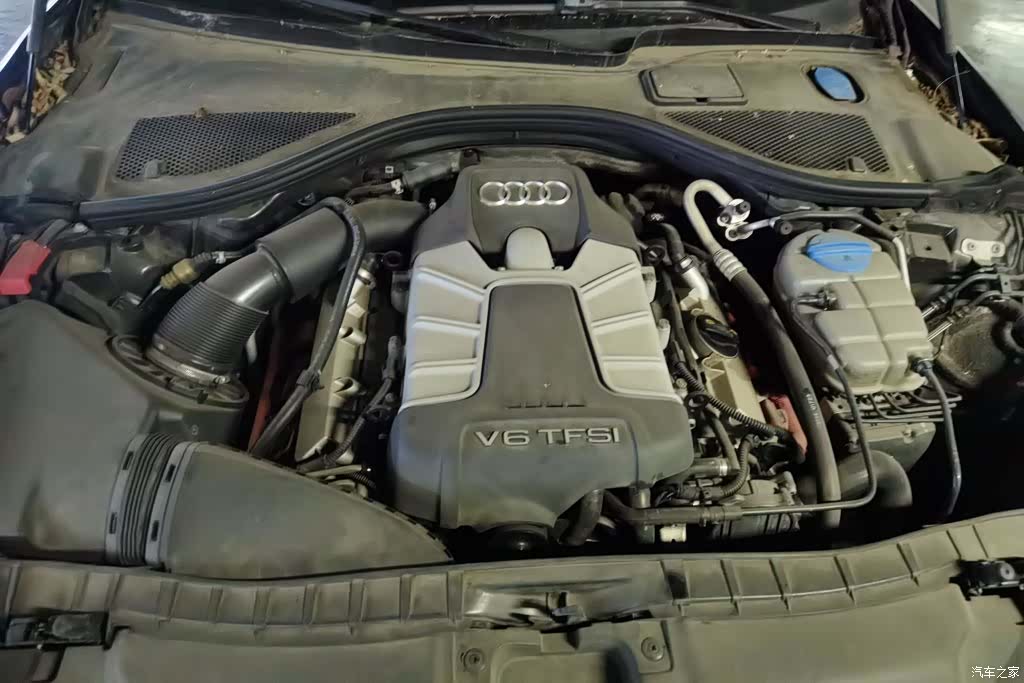 Audi A6L, 2015 10