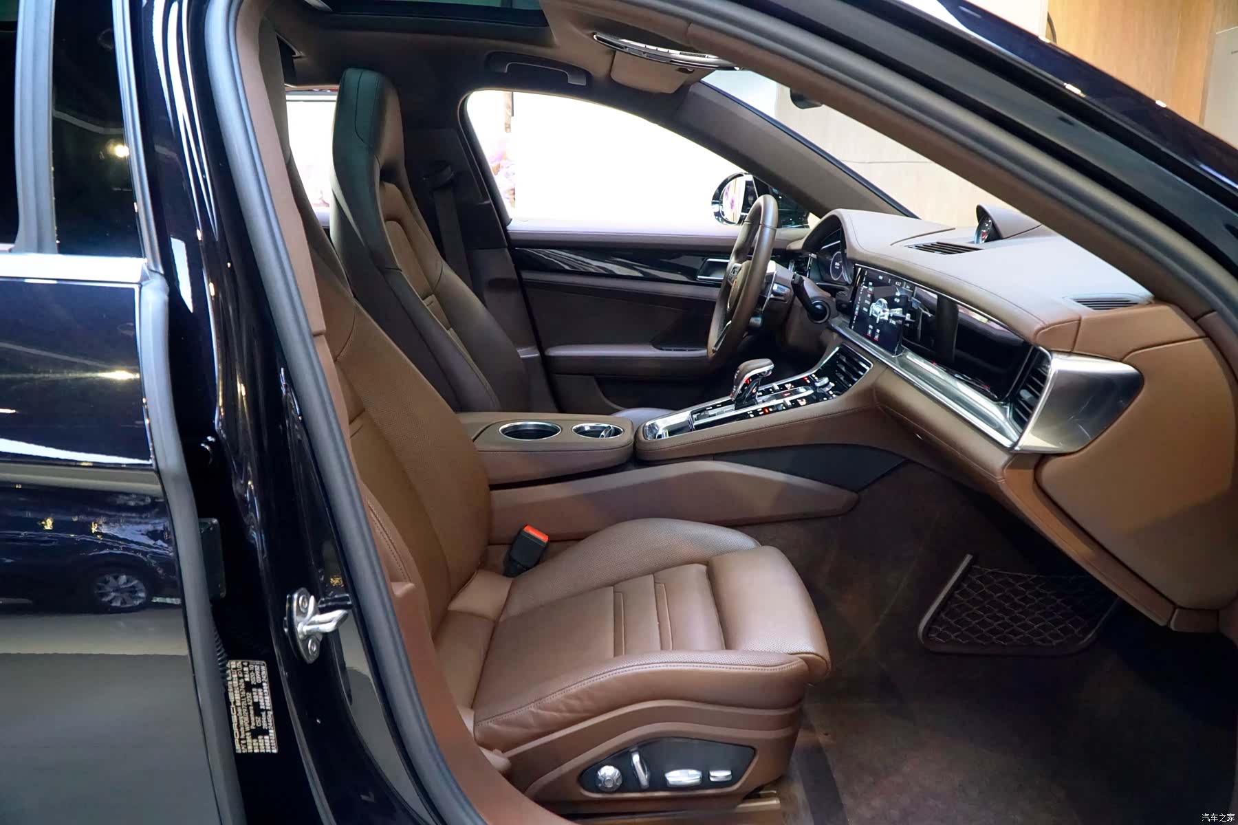 Porsche Panamera, 2021 11