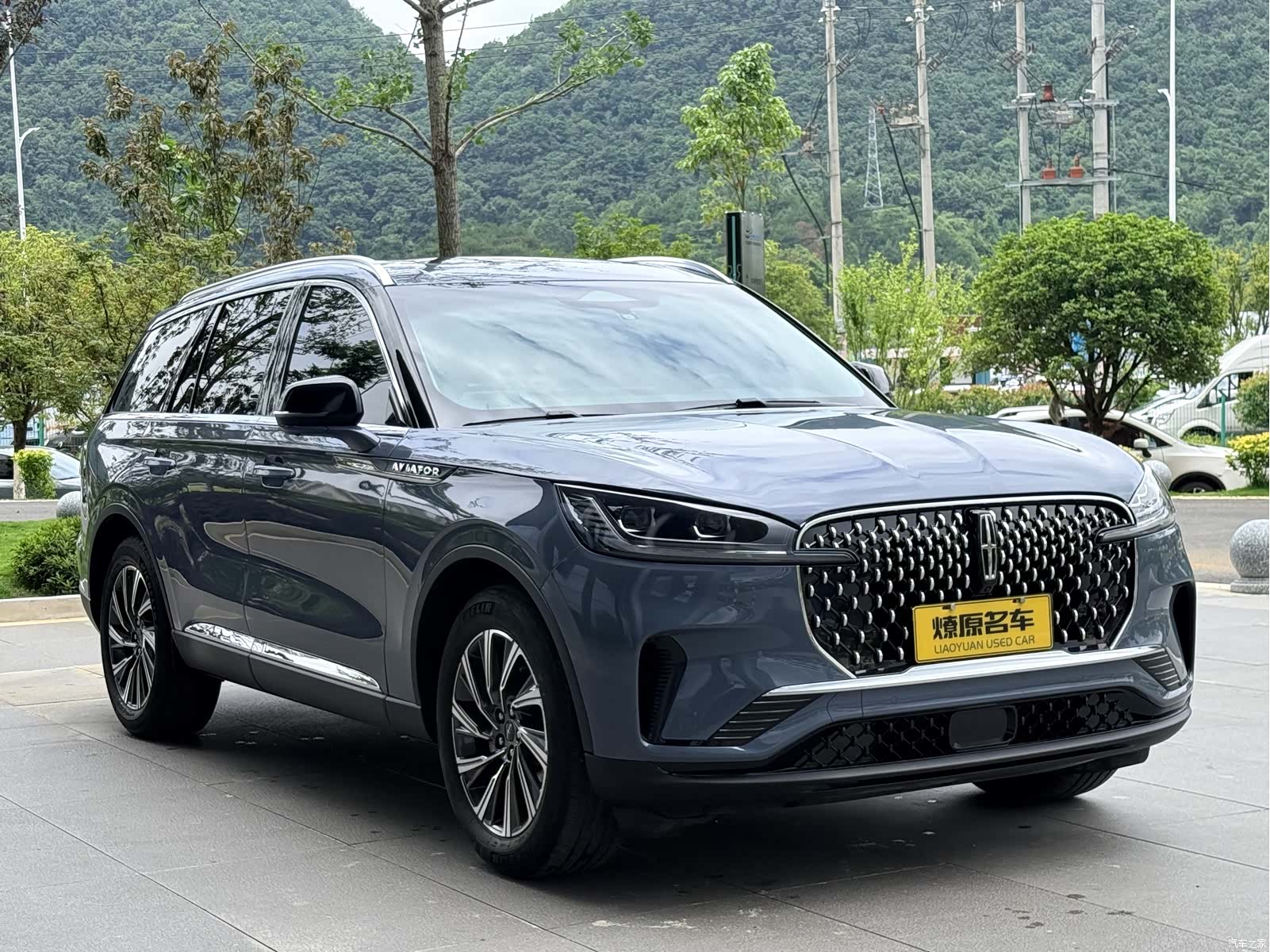 Lincoln Aviator, 2025 3