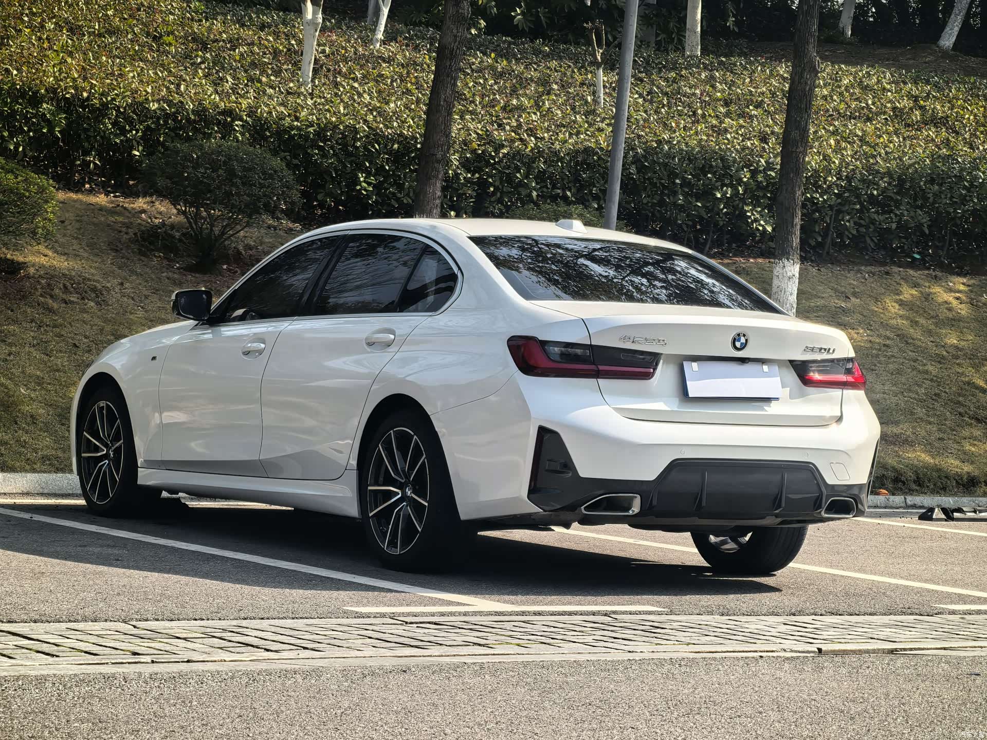 BMW 3 Series, 2024 7