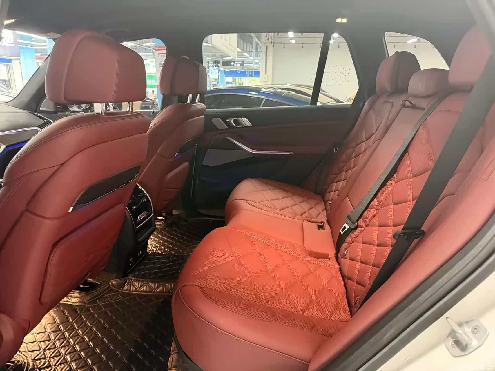 BMW X5, 2023 9