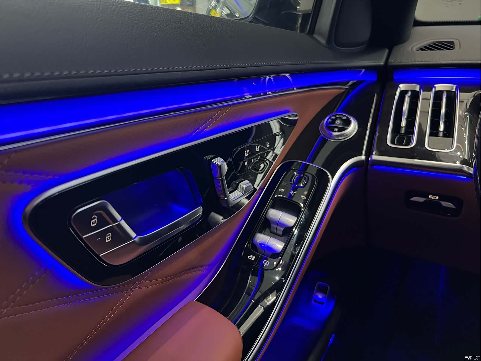 Maybach S-Class, 2022 36