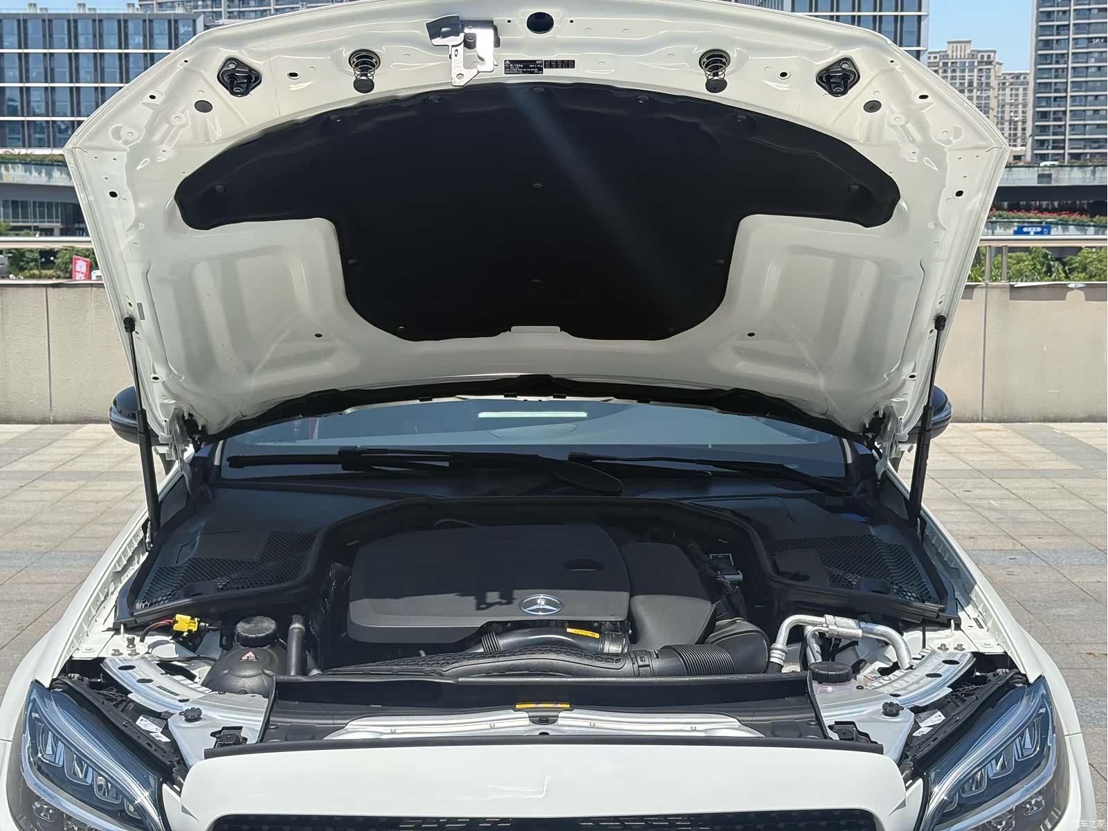 Mercedes-Benz C-Class, 2023 13